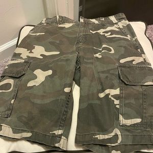 Army cargo shorts